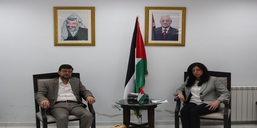 فلسطين والجزائر تبحثان زيادة التبادل التجاري
