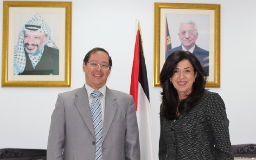 وزيرة الاقتصاد والسفير الروسي يبحثان تحضيرات اجتماعات اللجنة الفلسطينية- الروسية