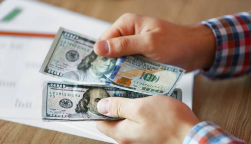 النقد: دفعات المقترضين ستكون مساوية لنسب الرواتب