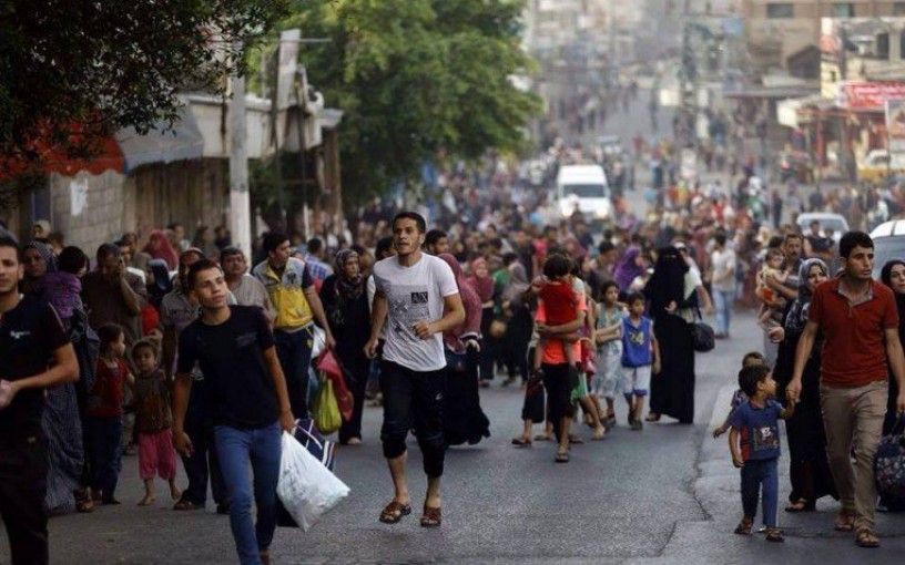 5.2 الف فرد لكل كم مربع في غزة
