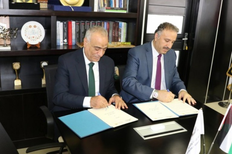توقيع اتفاقية تعاون بين ديوان الفتوى والتشريع والهيئة العامة للإذاعة والتلفزيون