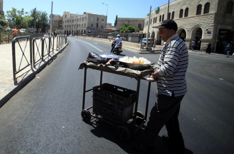 في اليوم العالمي للعمال: نحو 400 ألف مواطن عاطل عن العمل