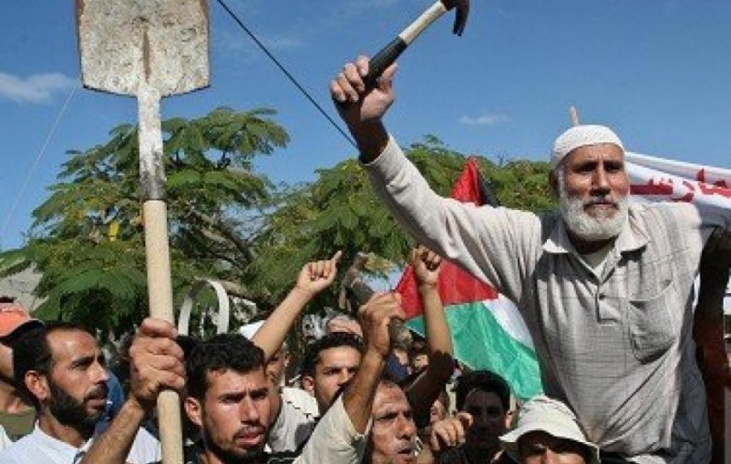 نحو مليون عامل في فلسطين بينهم 372 ألف عاطل عن العمل