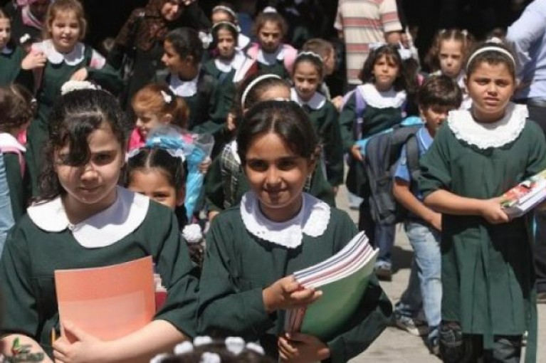 تعليم غزة تُؤكد انتظام الدوام في كافة المدارس والجامعات غداً