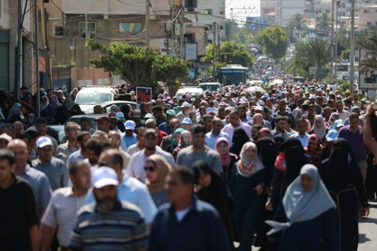 اتحاد موظفي الأونروا يدعو لمسيرة كبرى في غزة