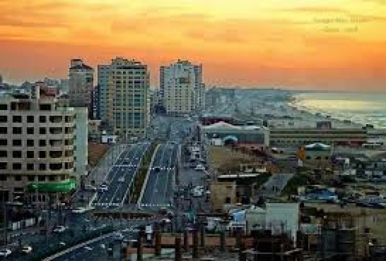 اليوم في غزة.. افتتاح عدة مشاريع ومطاعم شهيرة على شاطئ البحر
