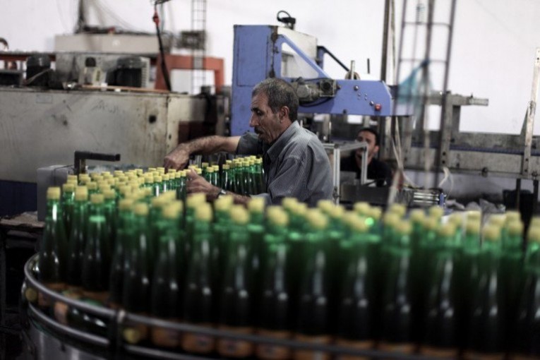 انخفاض الرقم القياسي لكميات الإنتاج الصناعي في فلسطين خلال حزيران