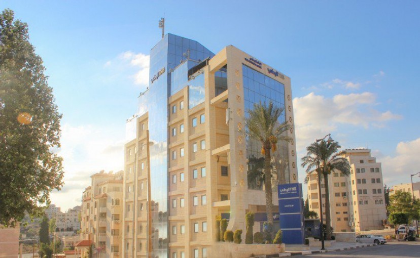 البنك الوطني يصبح ثالث اكبر بنك في فلسطين بتعدي موجوداته 2 مليار دولار