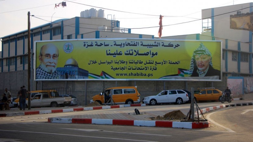 غزة:حملة مواصلاتك علينا تتواصل لنقل طلبة الجامعات