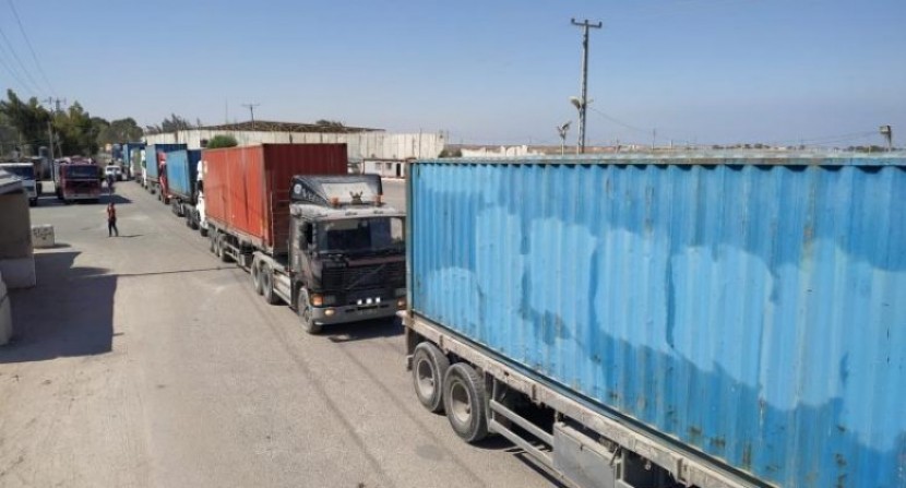دفعة جديدة من معدات المستشفى الميداني الأمريكي تدخل غزة