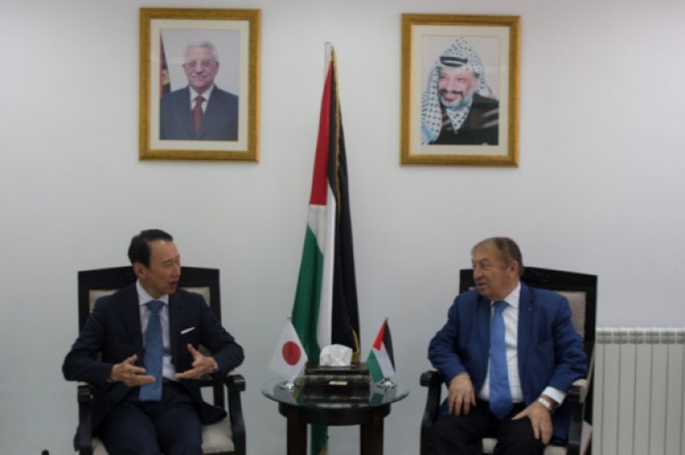 العسيلي والسفير الياباني يتفقان على دعم مشاريع تنموية وإنتاجية وإنجاز مشروع أريحا الصناعية
