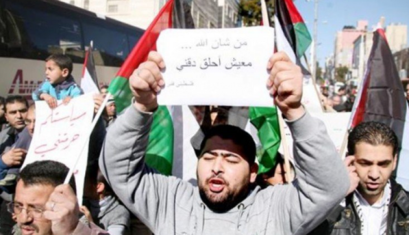 ربع شباب فلسطين فقراء