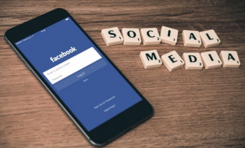 هل استخدام حساب فيسبوك أو غوغل لتسجيل الدخول إلى مواقع أخرى آمن؟