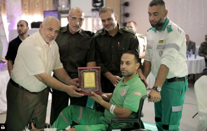 الخدمات الطبية العسكرية تُكرم الطواقم الطبية العاملة في مسيرات العودة