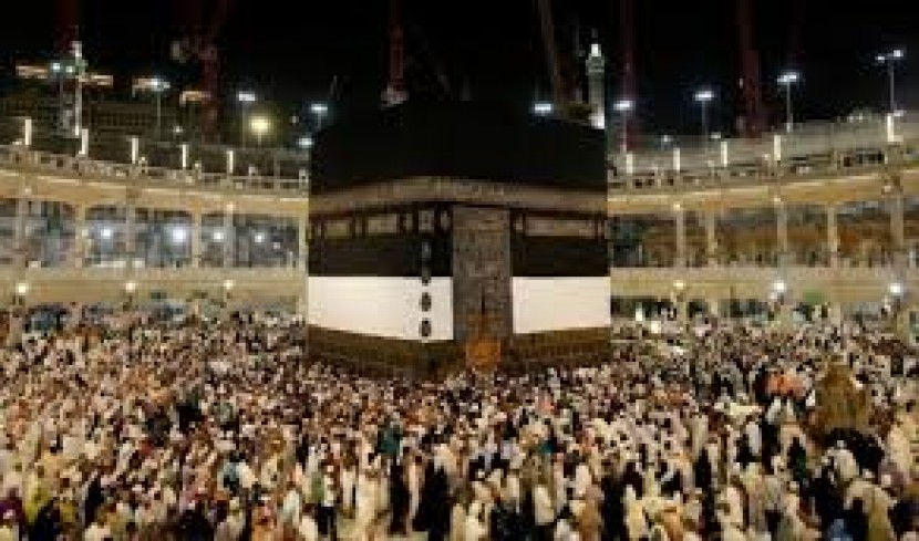 وفد من الأوقاف والشركات بمصر لإتمام ترتيبات موسم العمرة