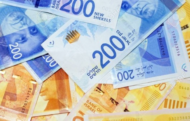 تراجع تاريخي على سعر صرف الدولار مقابل الشيكل