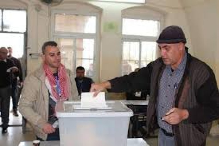 إغلاق الاقتراع لانتخابات غرفة تجارة طولكرم