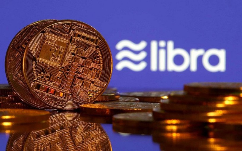 البيتكوين VS الليبرا.. أبرز الاختلافات بين الأصل المشفر وعملة فيسبوك