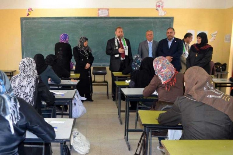 التعليم تعلن عقد امتحان توظيف معلمين جدد في غزة