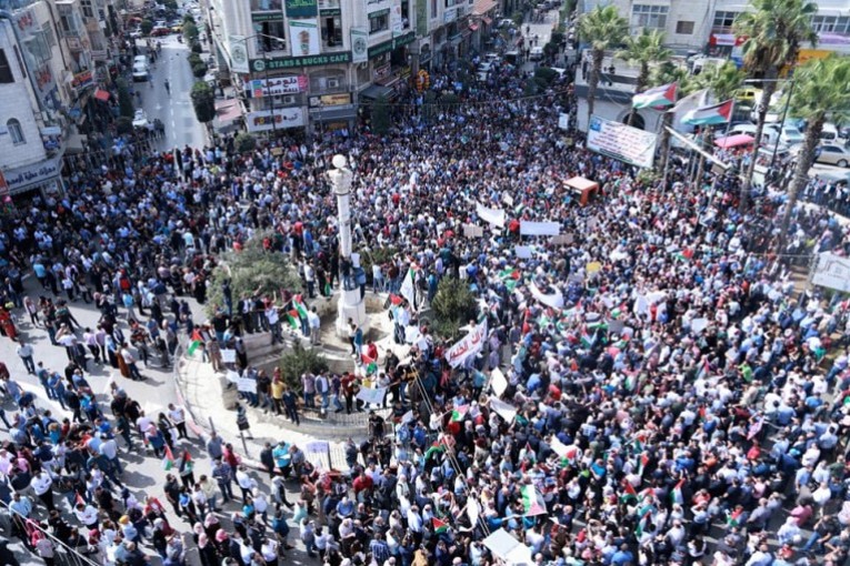 الحراك الفلسطيني: الإثنين المقبل يوم نفير عام واعتصام ضد قانون الضمان