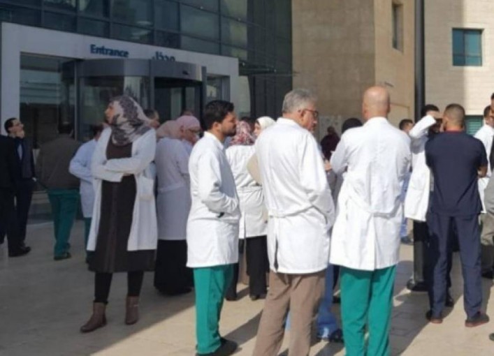 نقابة الأطباء: إضراب جزئي اليوم والأربعاء إضراب شامل