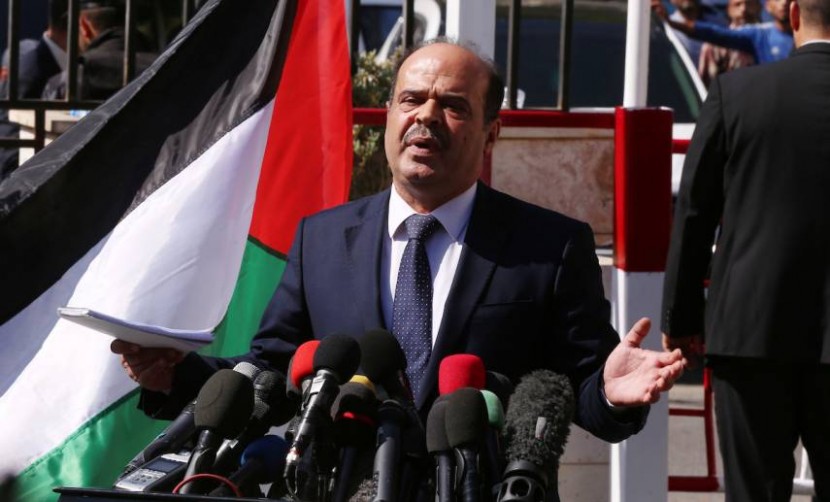 الحكومة: دوام الموظفين الحكوميين غدًا يبدأ الساعة9صباحًا