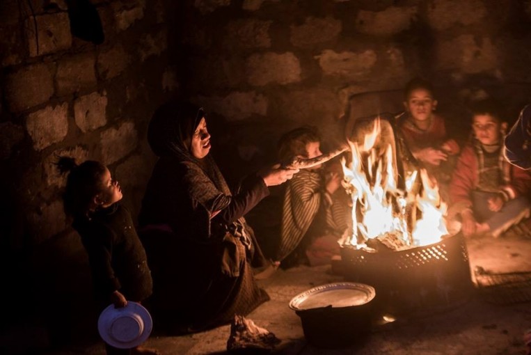 جدول الكهرباء في غزة اليوم الأحد وتأثير المنخفض الجوي المتوقع الليلة
