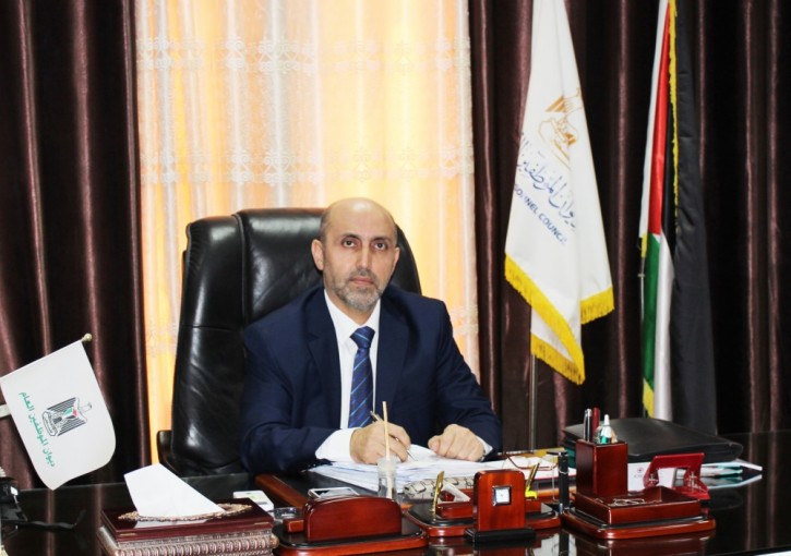 الكيالي يتسلم مهام رئاسة ديوان الموظفين العام في غزة