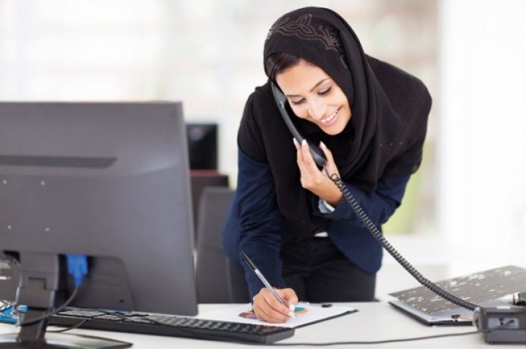 18% نسبة مشاركة المرأة بالعمل والبطالة بغزة وصلت لـ 46%