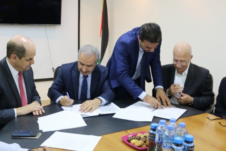 بكدار وجامعة الخليل يوقعان اتفاقية لإقامة مبنى التكنولوجيا المتقدمة