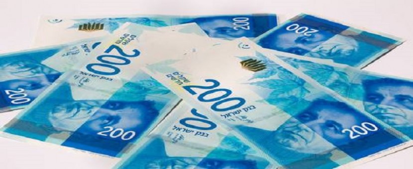 الشيقل ينخفض بسبب مخاوف من التضخم وتوتر الأوضاع على الحدود مع لبنان واسرائيل