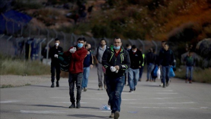 قرار إسرائيل بمبيت العمال الفلسطينيين يدخل حيز التنفيذ