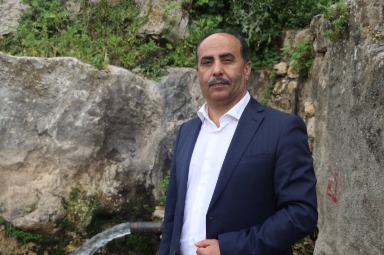 وزير الزراعة يعلن صرف 731 ألف دولار لـ62 مزارعا من غزة