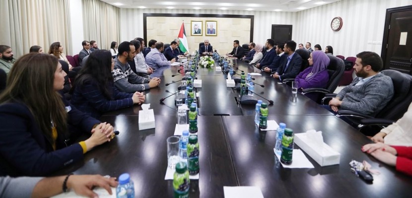 رئيس الوزراء: 100 مليون دولار لدعم الشباب بمشاريع تبدأ هذا العام