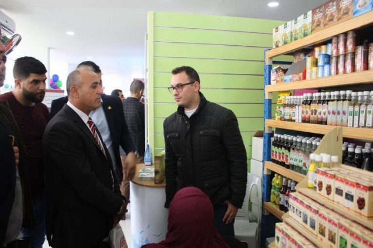 معرض الصناعات الغذائية يواصل فعالياته بجنين