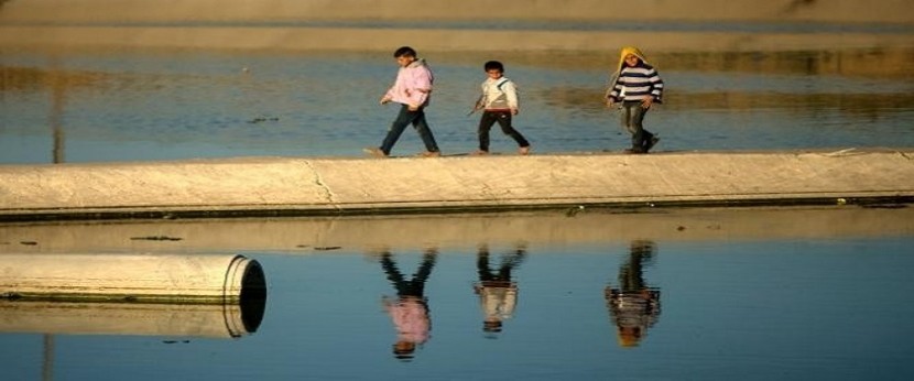 خبراء من جامعتي تل أبيب وبئر السبع: الوضع البيئي بغزة يشكل خطراً على إسرائيل