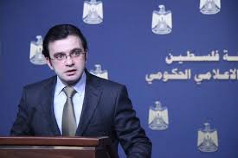 بسيسو يوقع اتفاقيات دعم لستة مشاريع ثقافية وفنية وتراثية
