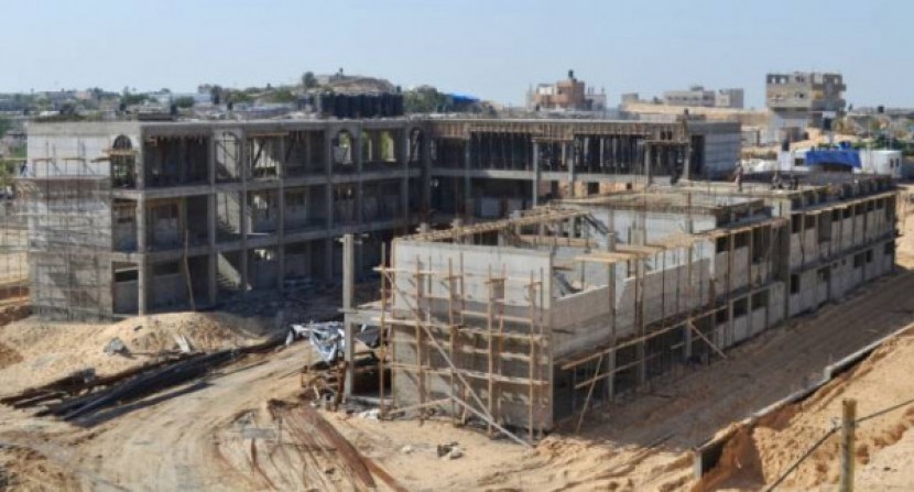 تحذيرات من الانهيار.. مقاولون بغزة يتهربون من الشرطة خوفاً من الملاحقة