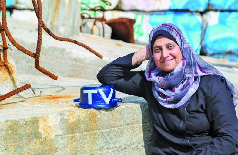 أوضاع غزة الاقتصادية تدفع نسائها للعمل بمهن الرجال
