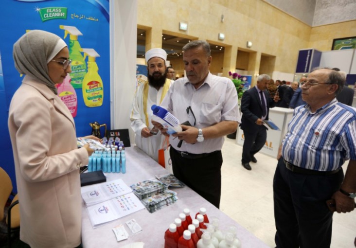 منع أكثر من نصف المشاركين بمعرض الصناعات الأردنية من دخول فلسطين