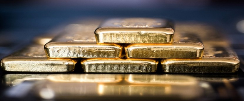 الذهب يصل إلى أعلى مستوياته في 8 أشهر... وآمال بتوقف رفع الفائدة الأمريكية