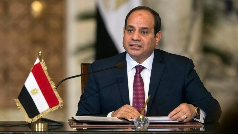 السيسي: يجب تخفيف معاناة الفلسطينيين اليومية واقامة دولتهم المستقلة