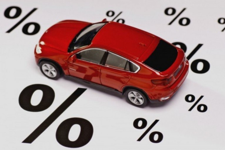 تراجع القروض الموجهة لشراء السيارات بنسبة 8.5%