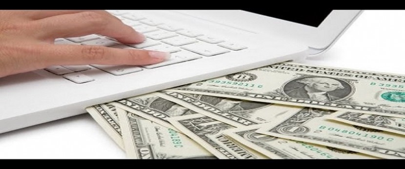 الدولار يرتفع.. وترقب لإعلان أسعار الفائدة اليوم