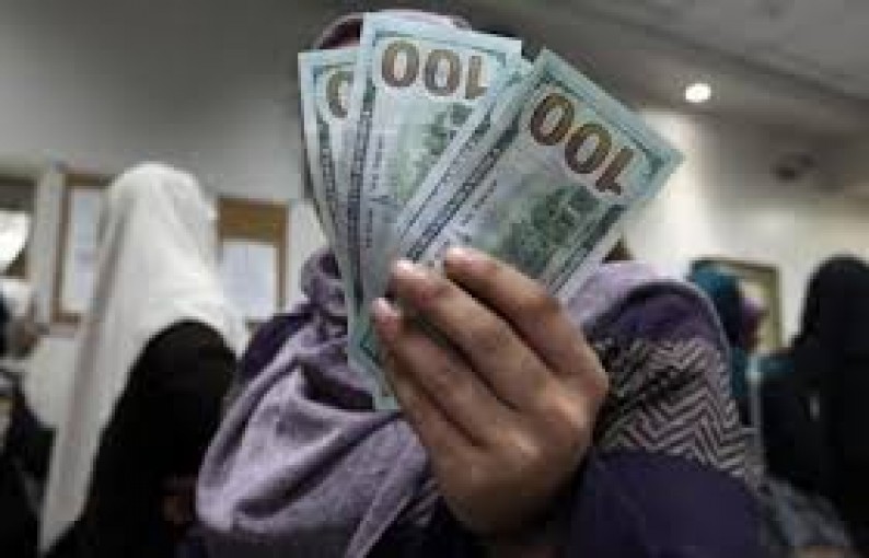القناة العاشرة العبرية: قطر ستحول الأموال لغزة بشرط عدم التصعيد