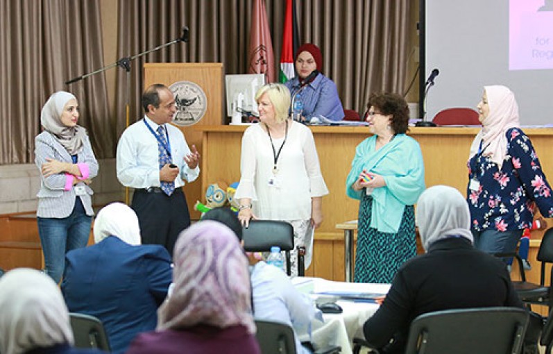 المعهد الفلسطيني للطفولة في جامعة النجاح ينظم التدريب الأول من نوعه عربياً حول تربية الأطفال