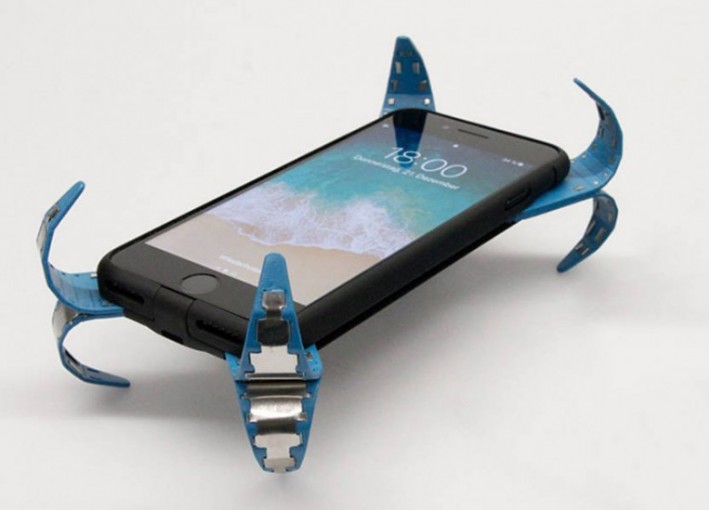 أداة تُنقذ الهاتف عند سقوطه