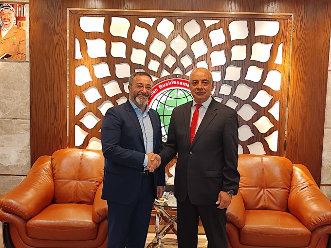جمعيتي رجال الأعمال في غزة والقدس تبحثان تفعيل اتحاد رجال الأعمال الفلسطينيين