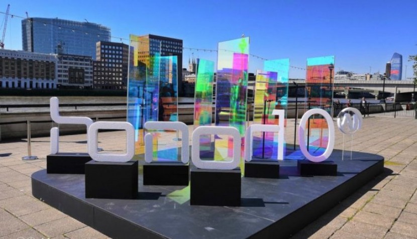 هواوي تطلق هاتف هونر 10 مع كاميرا تدعم تقنيات الذكاء الاصطناعي