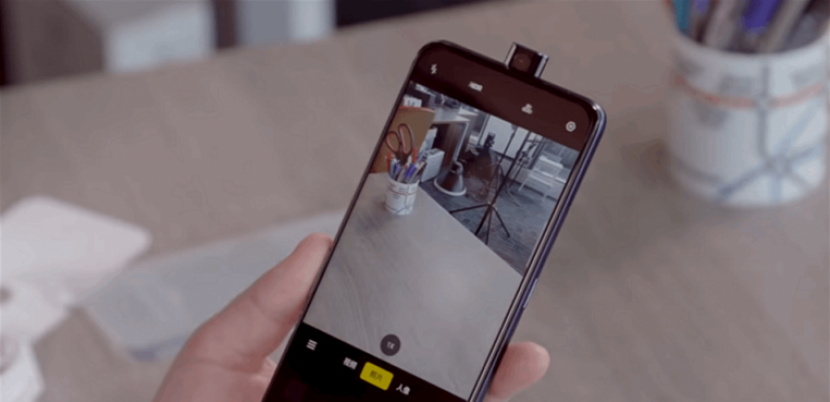 تعرّفوا الى أكثر الهواتف تطوّراً في العالم!